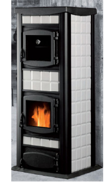 GREENHEISS ITALIA 30 ACS con horno de 30 Kw. Acabados madera ,blanco  y rojo. Consumo 5,5 Kg./hora horno de dimensiones 395x275x210 producción de ACS: 9,5 litros/minuto con salto de 25ºC